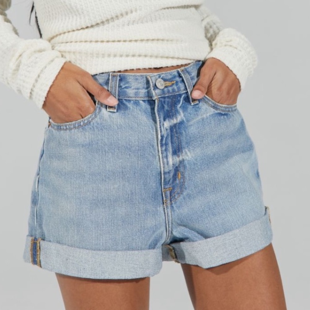 🌊 Urban Outfitters BDG High Waisted Mom Shorts